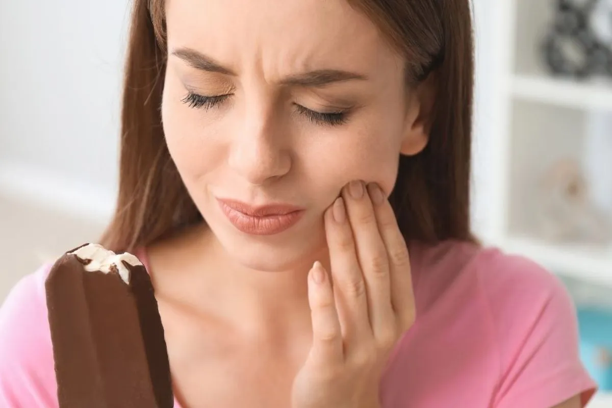 Teeth Sensitivity If your teeth are tingling due to cold and hot food, then adopt these methods to get rid of the problem